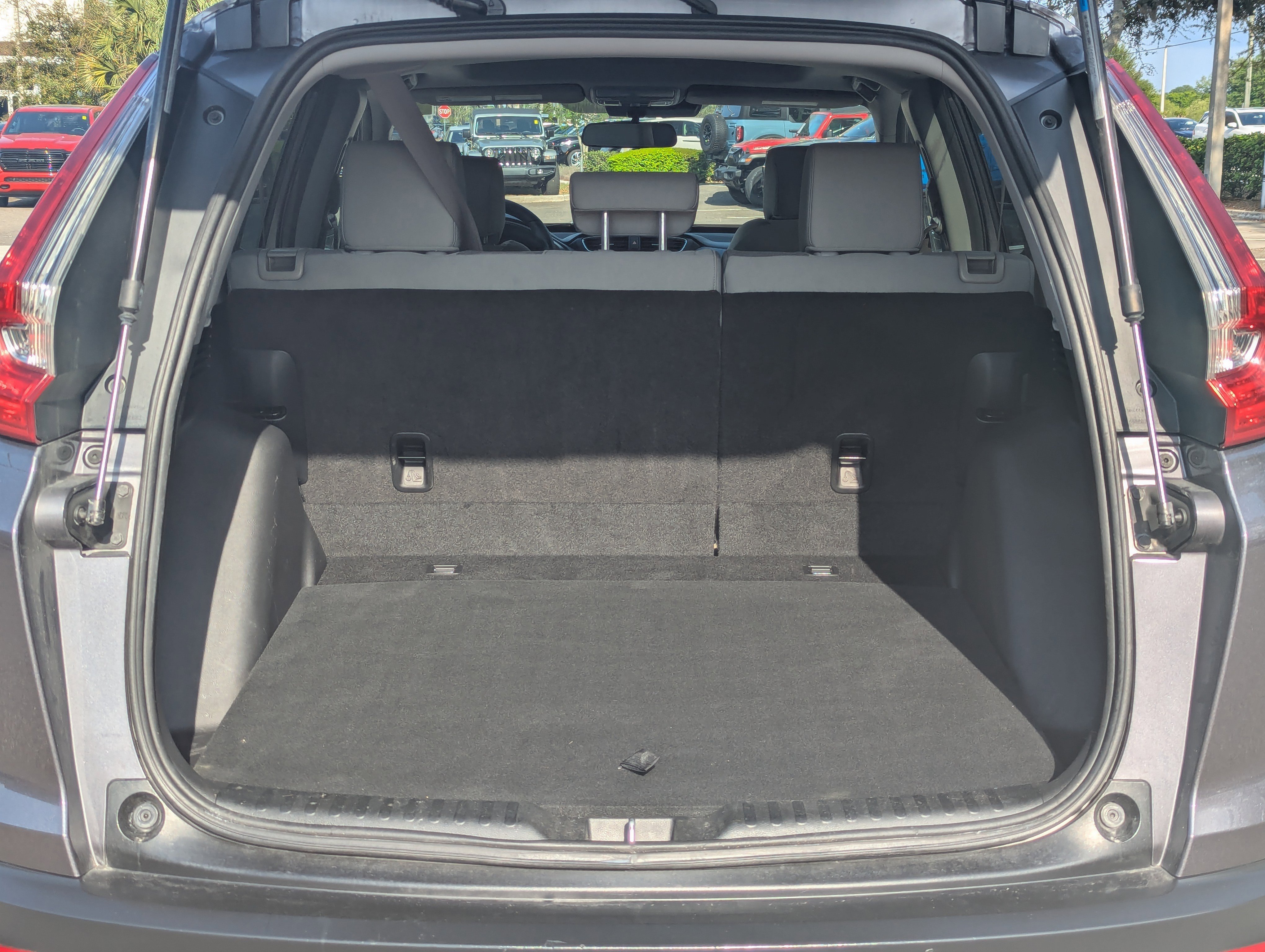 Used 2018 Honda CR-V EX image 10