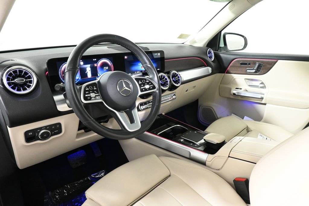 Used 2022 Mercedes-Benz GLB 250 4MATIC image 15