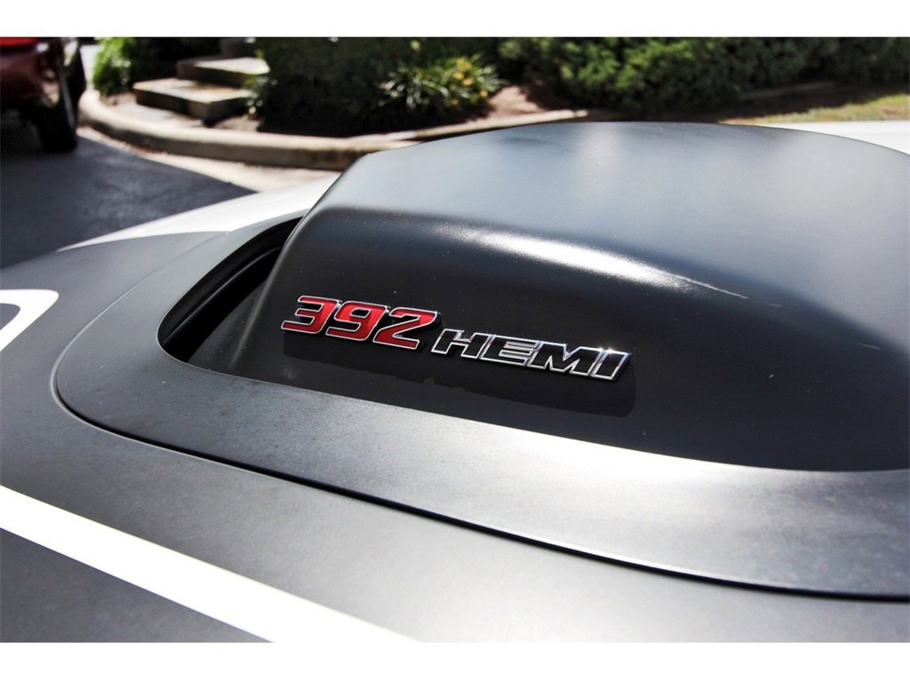 Used 2022 Dodge Challenger R/T Scat Pack w/ Shaker Package image 32