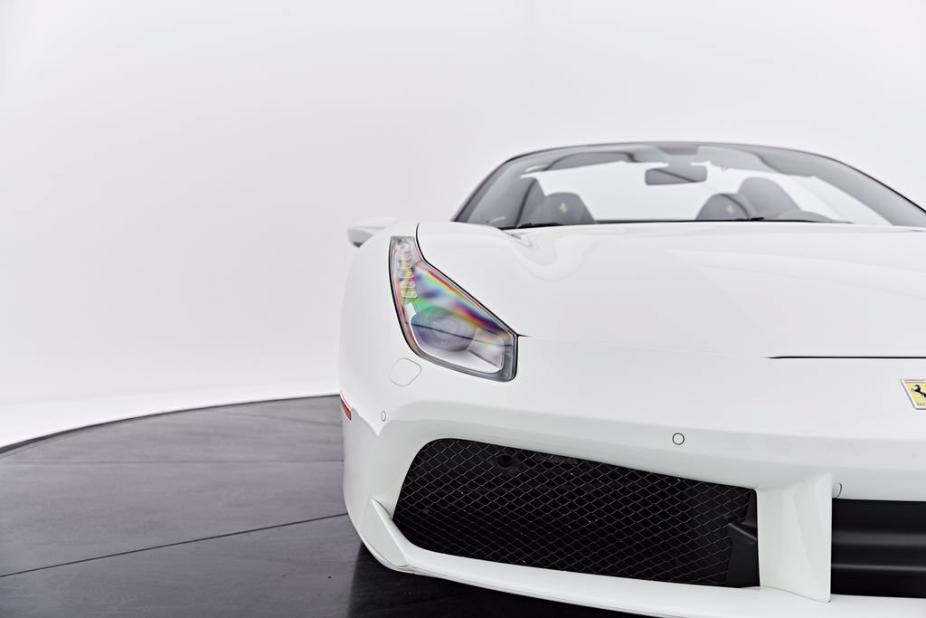 Used 2019 Ferrari 488 Spider RWD image 32