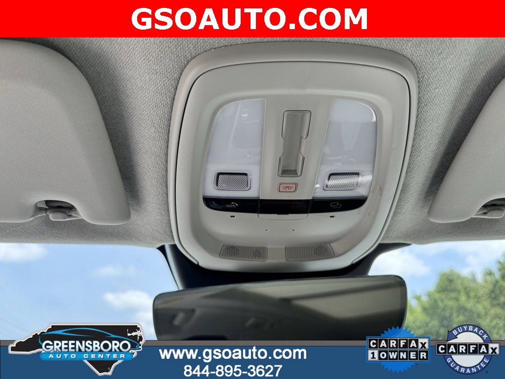 Used 2024 Volvo XC40 B5 Plus w/ Protection Package Premier image 33