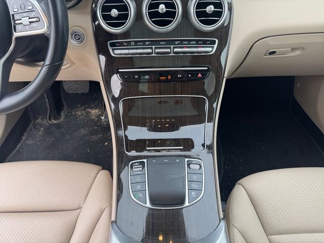 Used 2022 Mercedes-Benz GLC 300 image 11