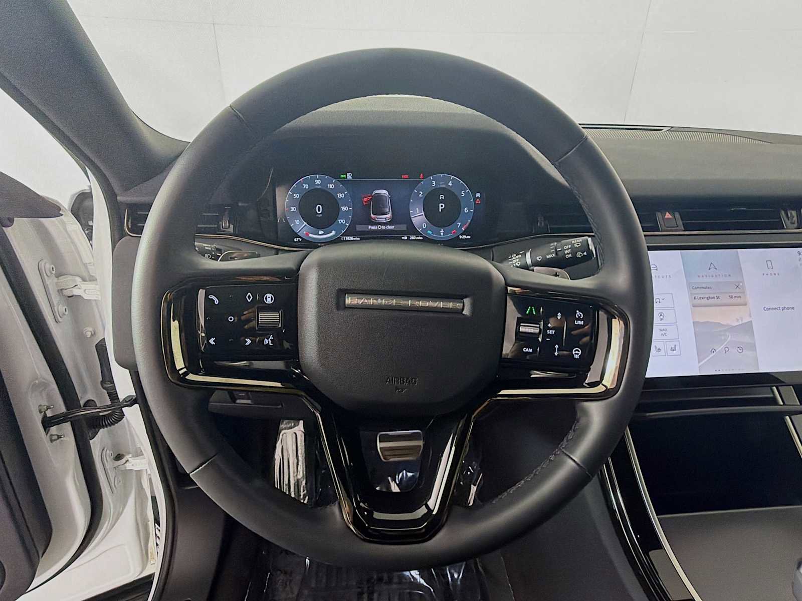 Used 2025 Land Rover Range Rover Evoque Dynamic SE AWD/4WD image 12
