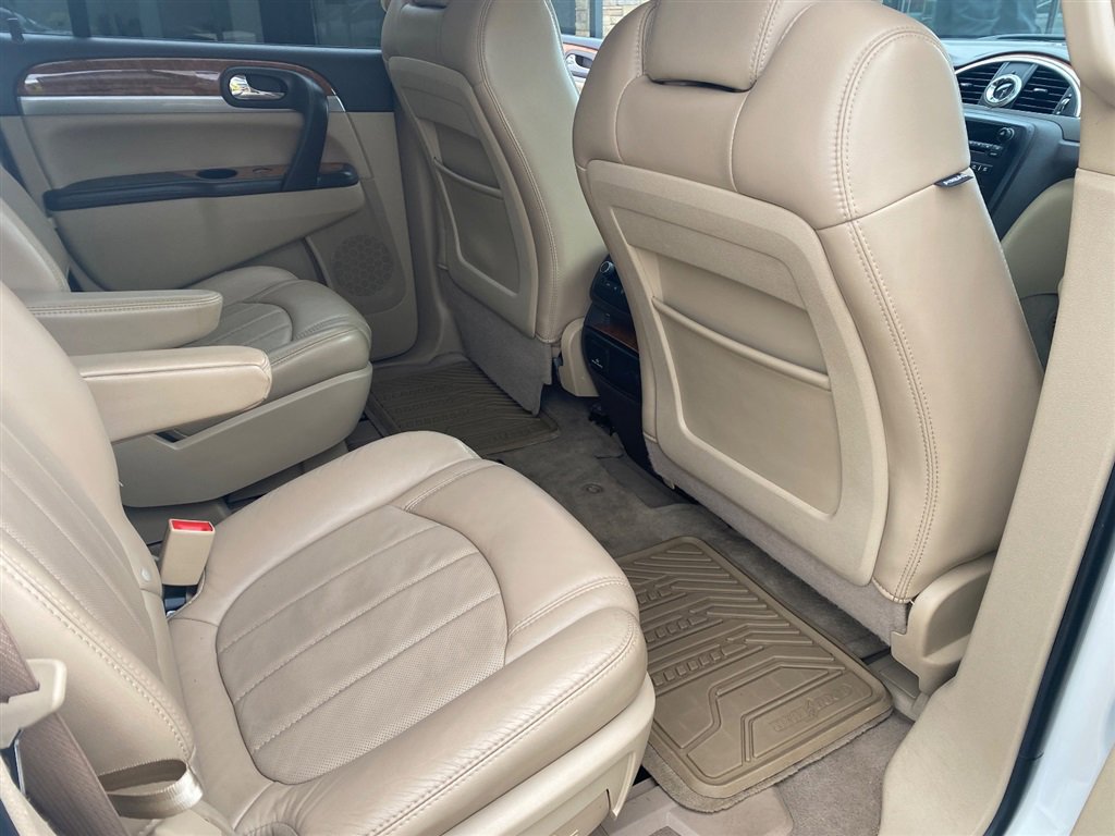 Used 2012 Buick Enclave Premium FWD image 16