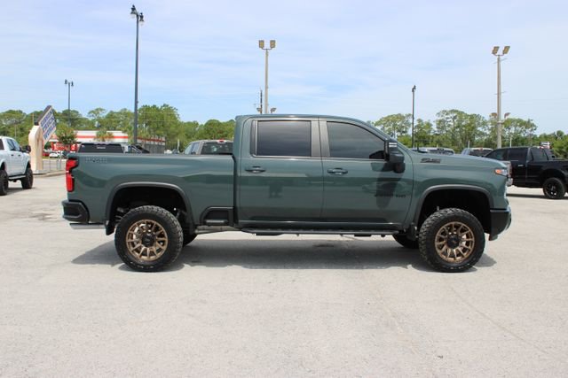 Used 2025 Chevrolet Silverado 2500 LT w/ Trail Boss Package AWD/4WD image 13
