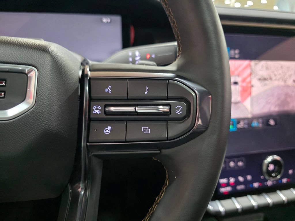 Certified 2025 GMC Acadia AT4 w/ Super Cruise Package AWD/4WD image 30