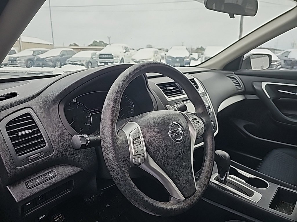 Used 2017 Nissan Altima 2.5 S w/ Power Driver Seat Package image 9