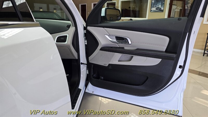 Used 2011 GMC Terrain SLT FWD image 12