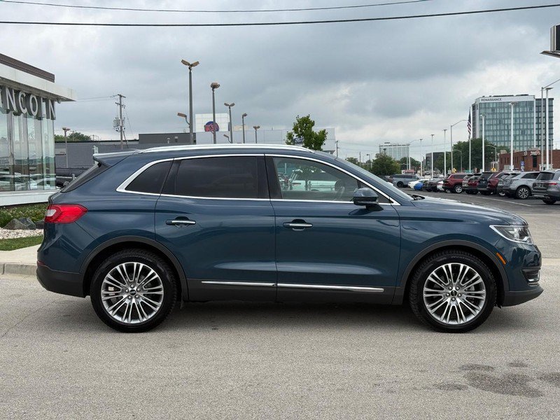 Used 2016 Lincoln MKX Reserve w/ Climate Package AWD/4WD image 2