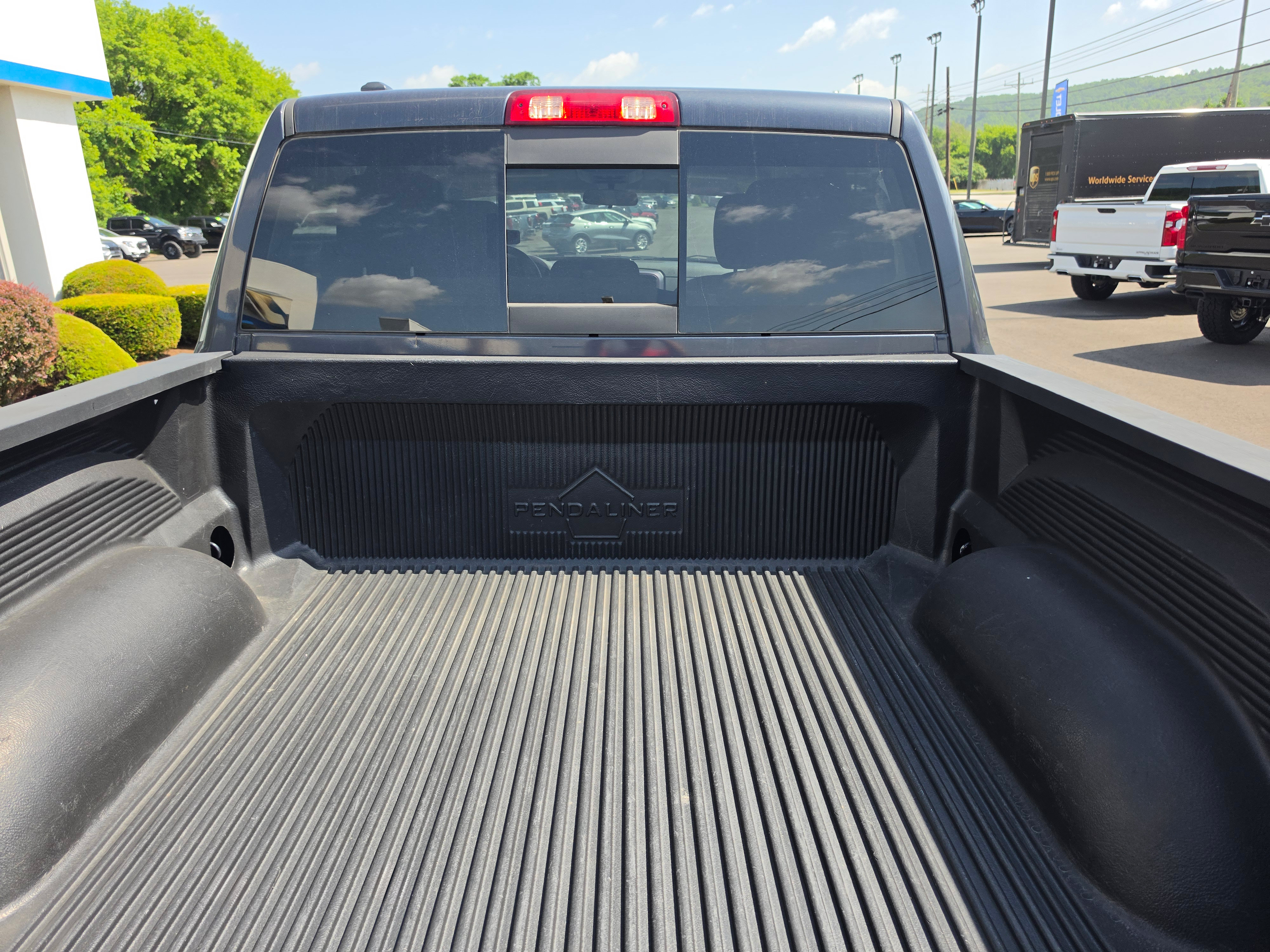 Used 2019 RAM 1500 Classic SLT AWD/4WD video 5