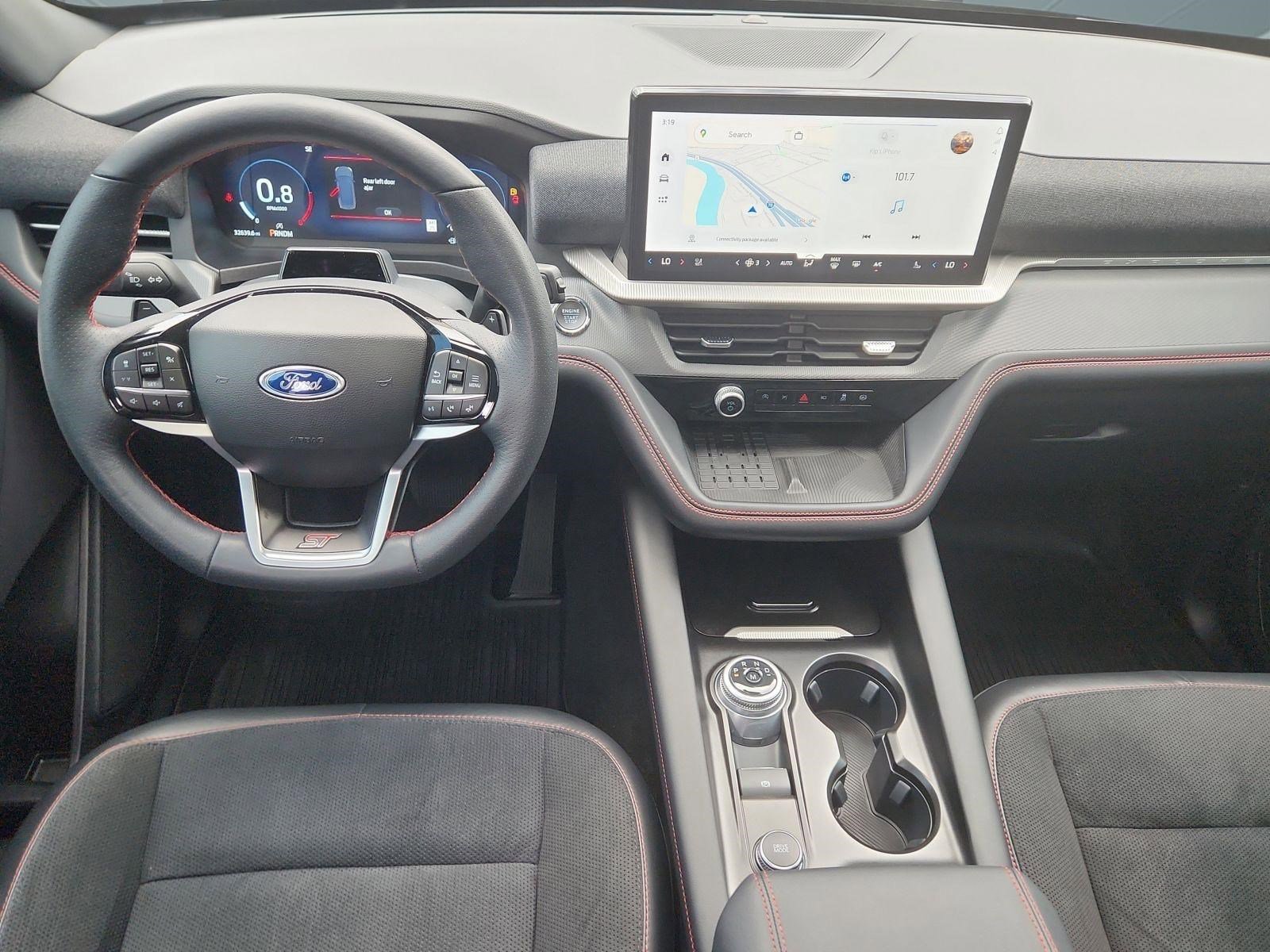Used 2025 Ford Explorer ST AWD/4WD image 13