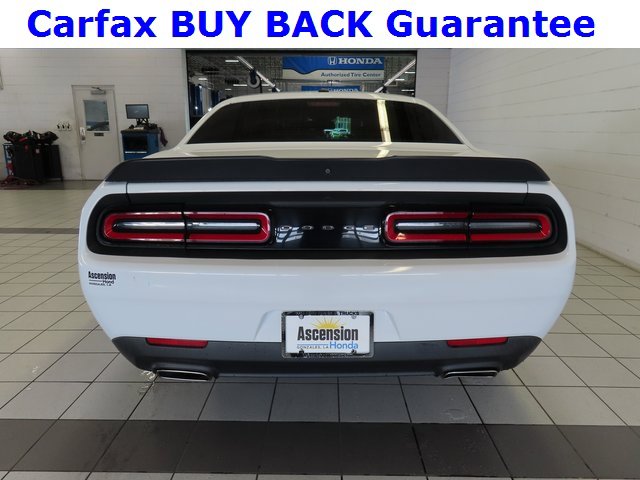 Used 2019 Dodge Challenger SXT w/ Blacktop Package image 11