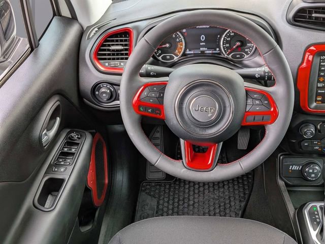 Used 2023 Jeep Renegade Trailhawk w/ Trailer Tow Group AWD/4WD image 16
