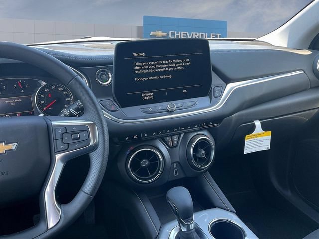 New 2026 Chevrolet Blazer LT w/ Midnight/Sport Edition FWD image 6