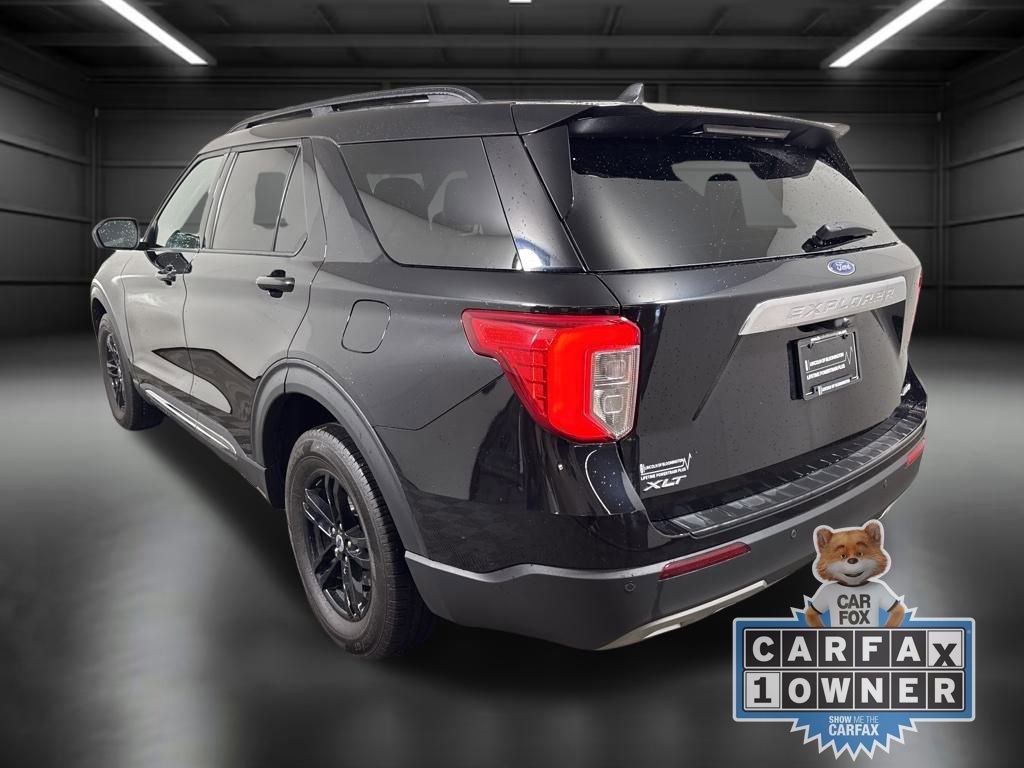 Used 2023 Ford Explorer XLT w/ Equipment Group 202A image 4