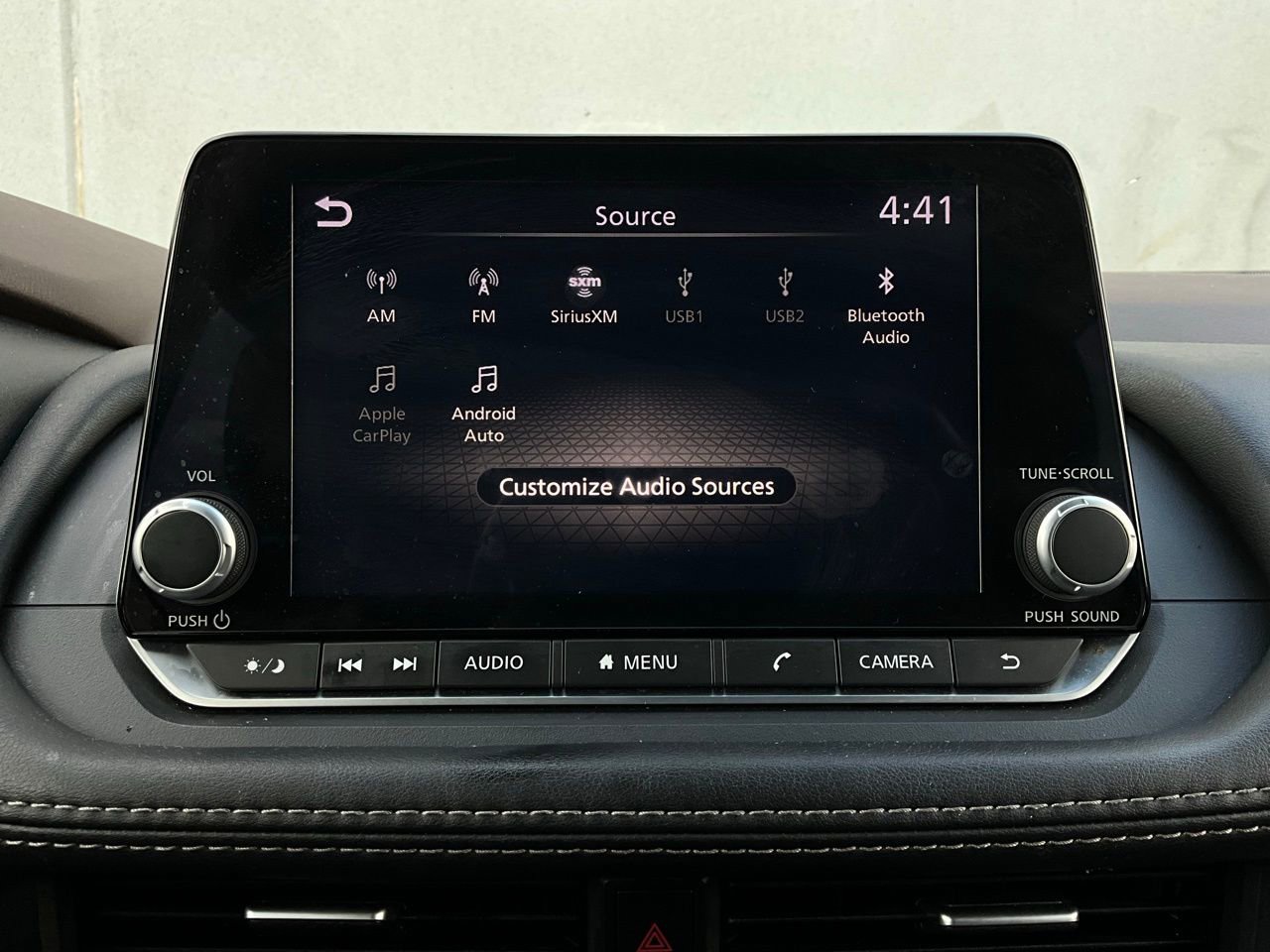 Used 2023 Nissan Rogue SV image 30