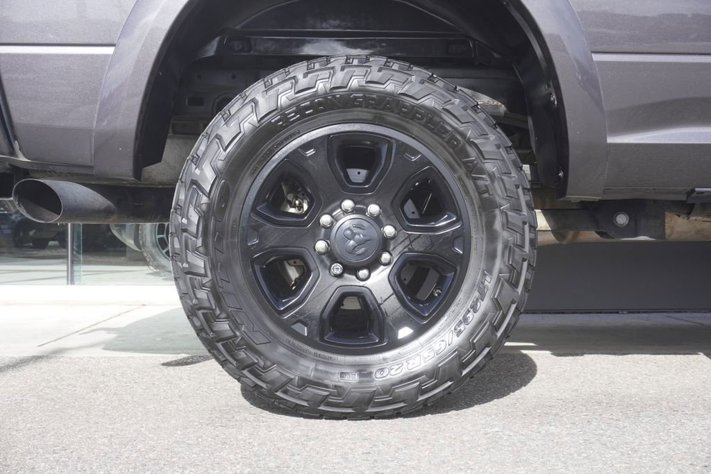 Used 2018 RAM 2500 Laramie w/ Sport Appearance Group image 32