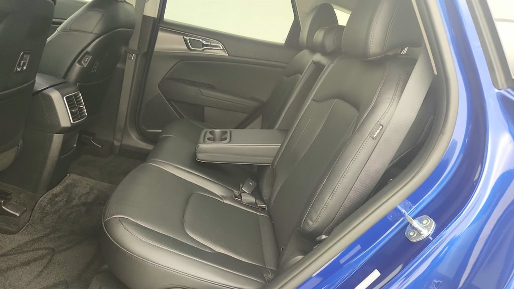 Used 2025 Kia Sportage SX FWD image 24
