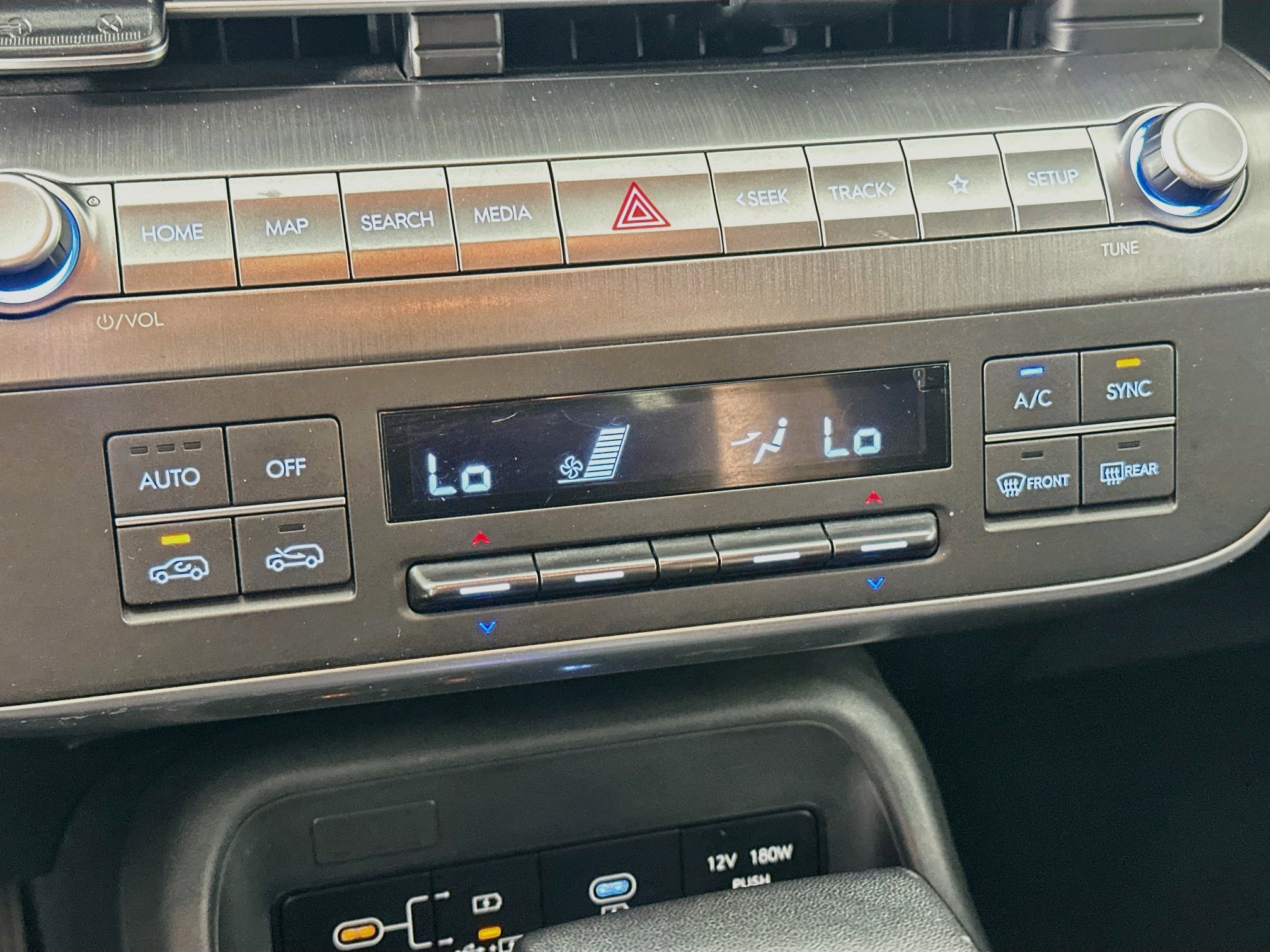 Used 2025 Hyundai Kona SEL FWD image 23