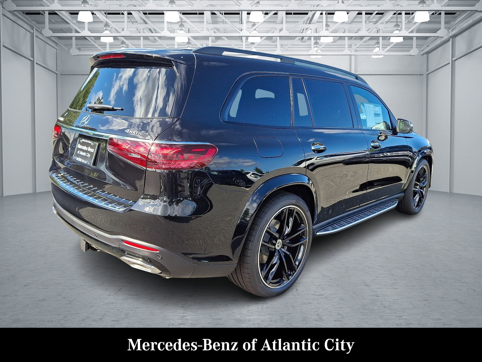 New 2026 Mercedes-Benz GLS 580 4MATIC image 4