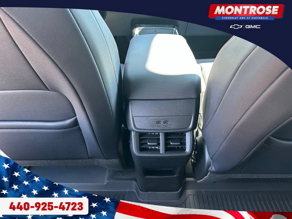 New 2026 Chevrolet Equinox RS w/ Safety and Technology Package AWD/4WD image 23