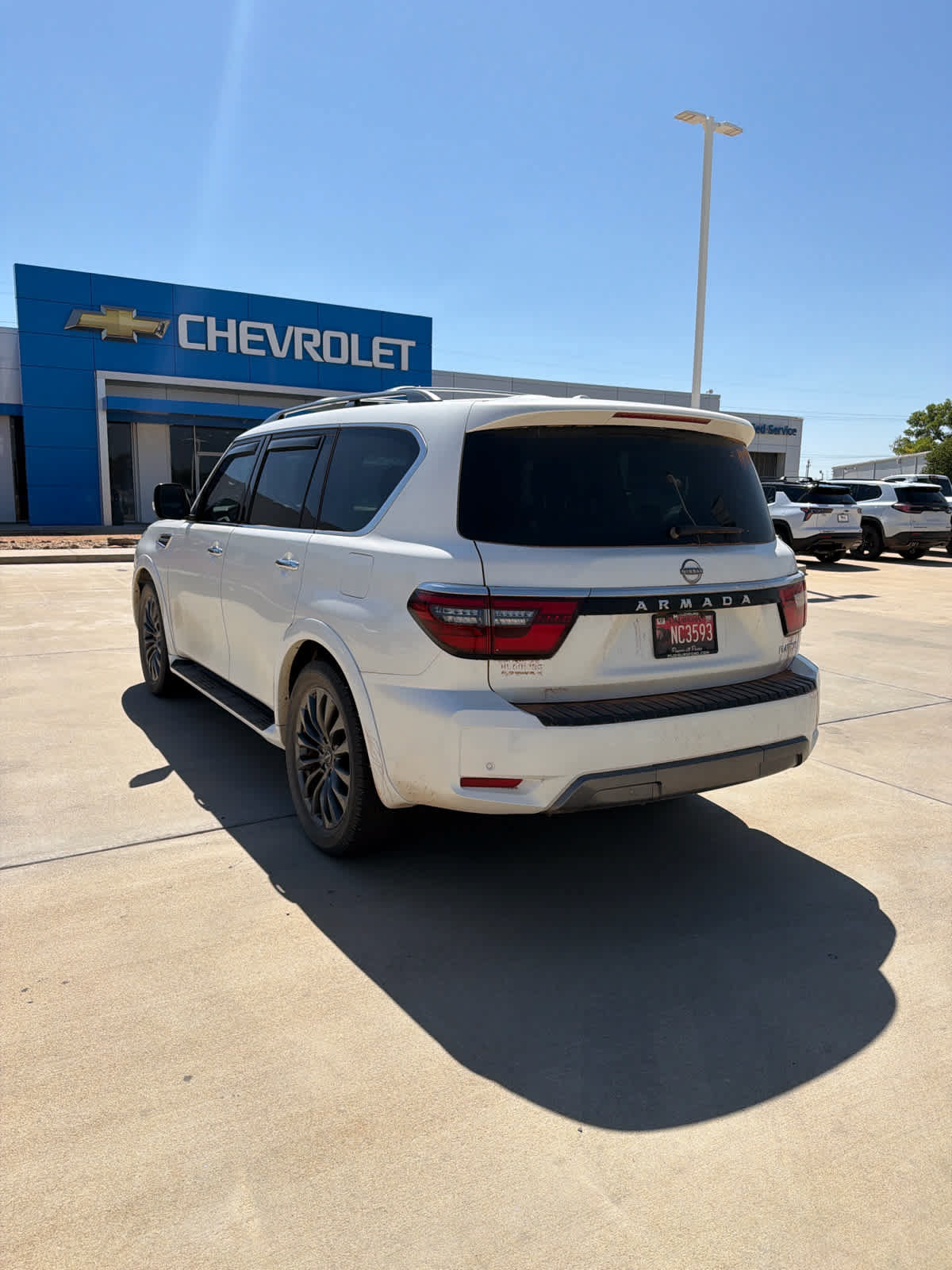 Used 2023 Nissan Armada Platinum w/ Cargo Package RWD image 4