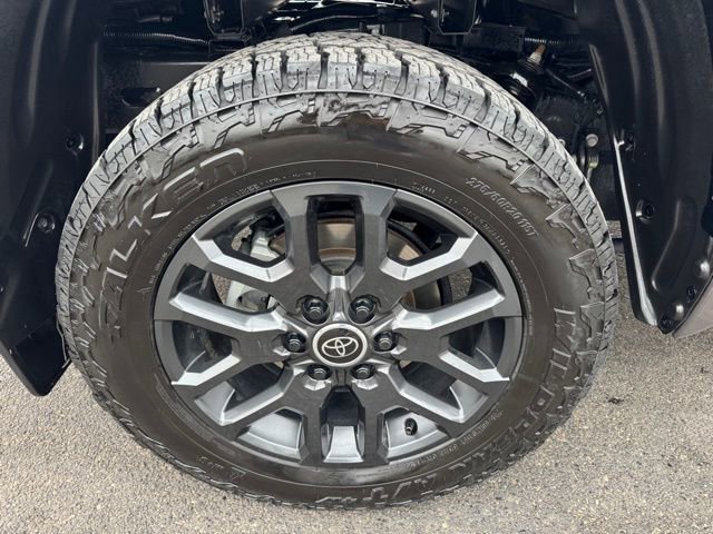 Used 2024 Toyota Tundra Platinum image 10