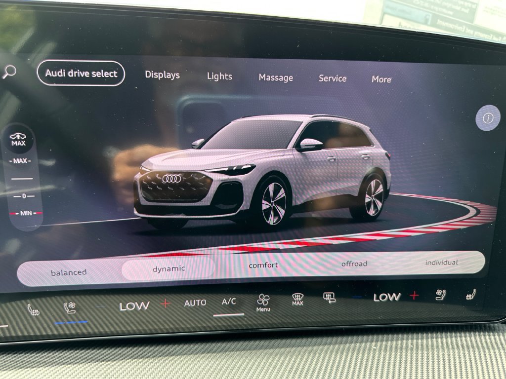 New 2026 Audi SQ5 Premium Plus AWD/4WD image 22