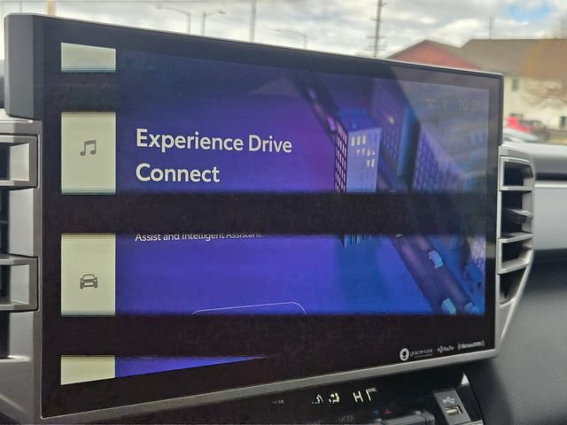 Used 2024 Toyota Sequoia SR5 w/ SR5 Premium Package AWD/4WD image 25