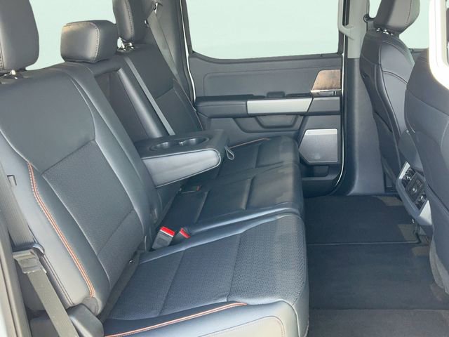 Used 2025 Ford F250 Lariat w/ Chrome Package image 19