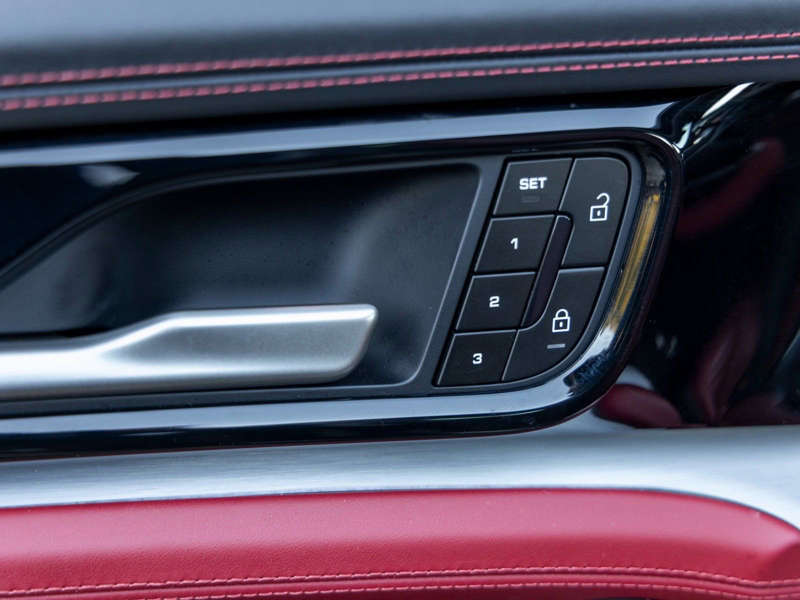 Certified 2024 Porsche Panamera image 22