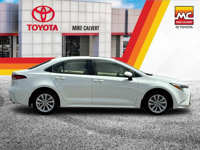 Certified 2026 Toyota Corolla XLE FWD image 6
