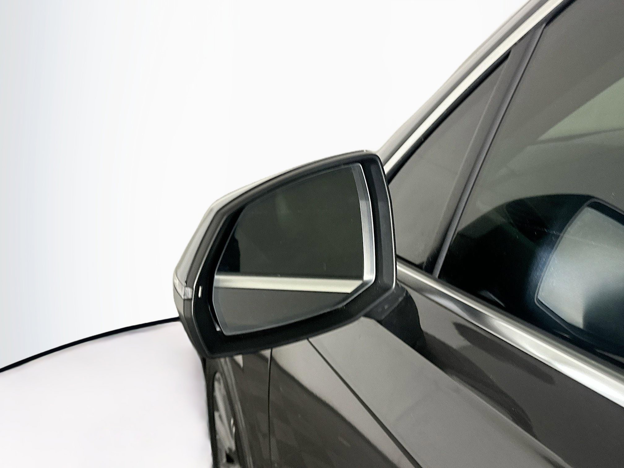 Used 2018 Audi Q7 3.0T Prestige w/ Prestige Package image 16