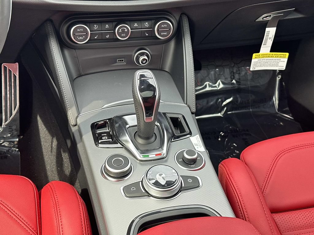 New 2026 Alfa Romeo Stelvio Sprint AWD/4WD image 23