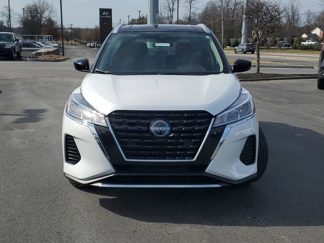 Certified 2023 Nissan Kicks SV image 2
