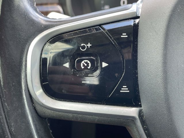 Used 2018 Volvo S90 T5 Momentum w/ Protection Package FWD image 23