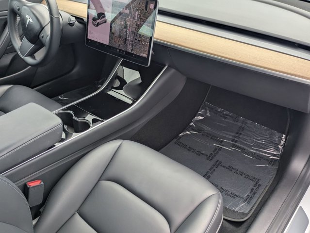 Used 2019 Tesla Model 3 Mid Range image 19