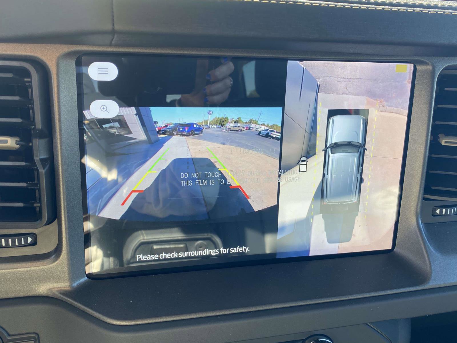 New 2025 Ford Bronco Badlands image 19