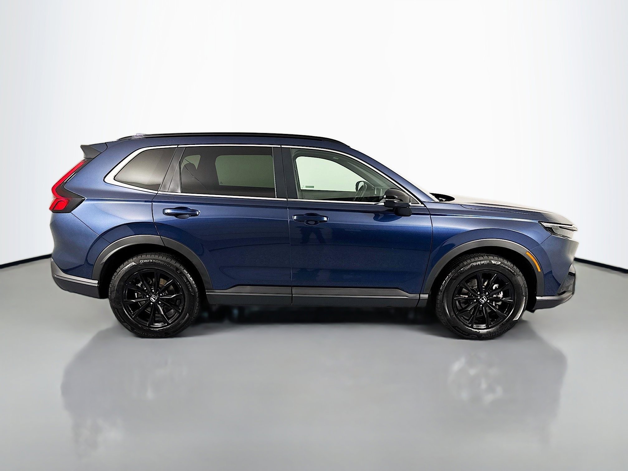Certified 2024 Honda CR-V Sport-L image 4