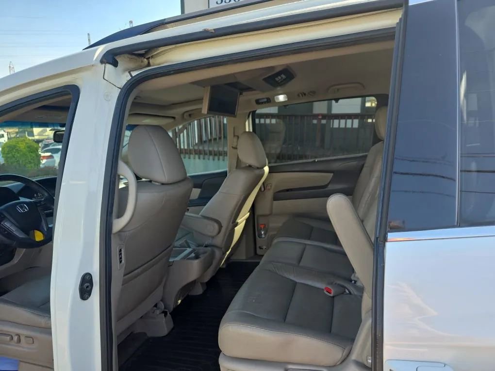 Used 2013 Honda Odyssey Touring image 20