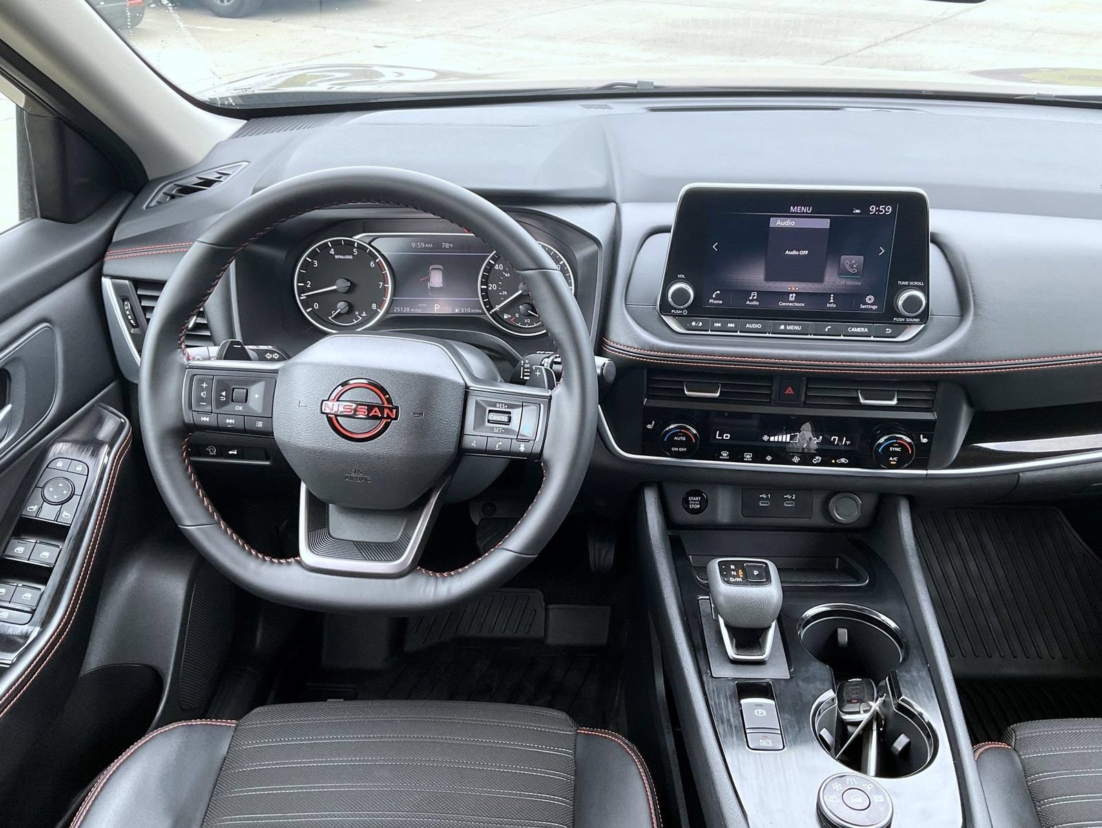 Certified 2025 Nissan Rogue SV AWD/4WD image 14