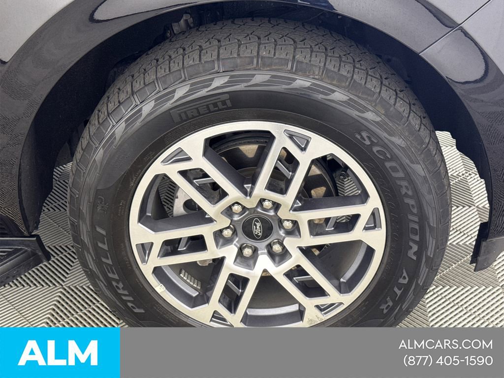 Used 2025 Ford Expedition Max Active AWD/4WD image 16