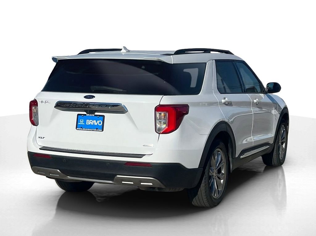 Used 2020 Ford Explorer XLT w/ Equipment Group 202A image 6