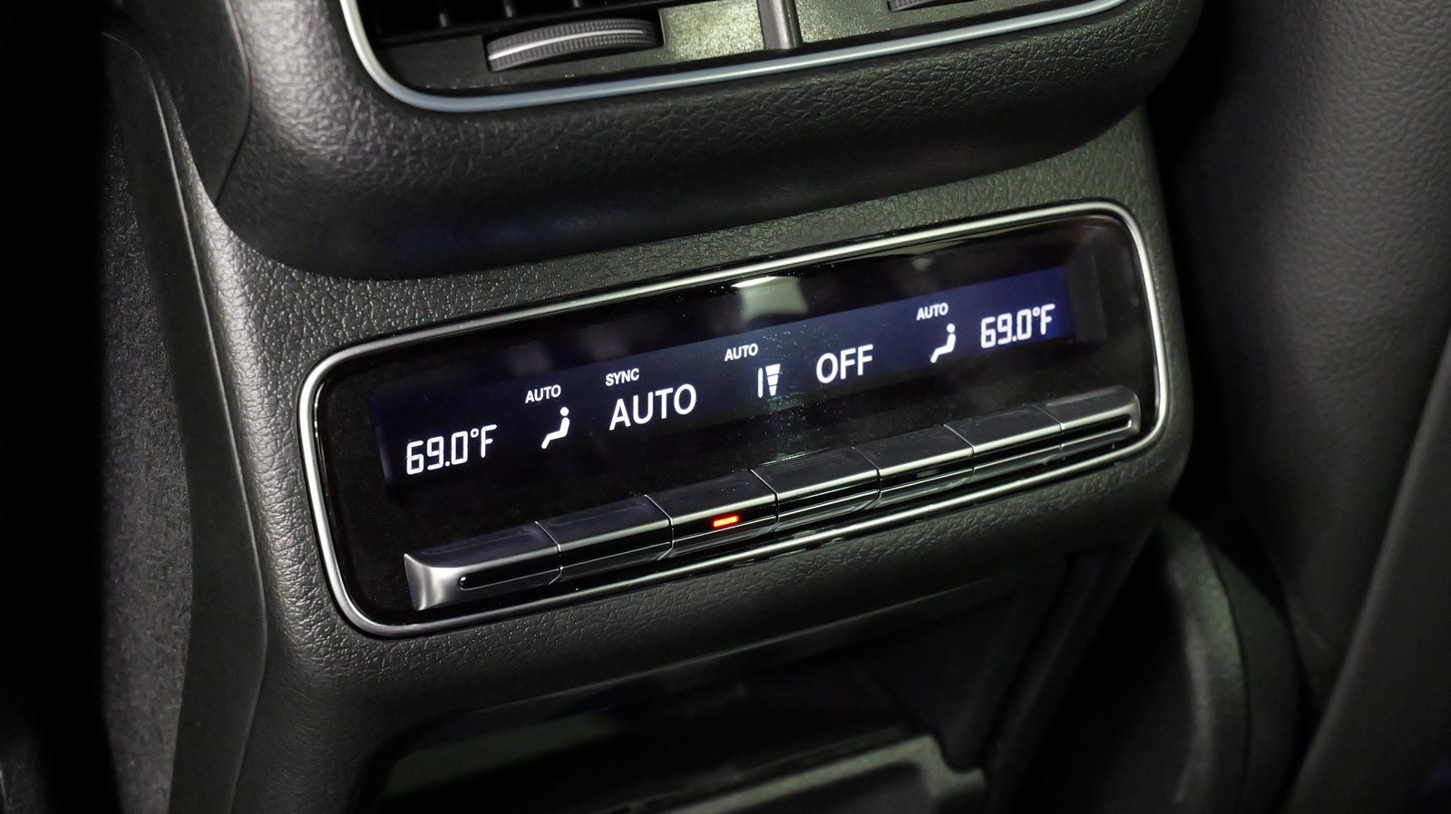 Used 2024 Mercedes-Benz GLS 450 4MATIC w/ AMG Line Exterior image 41