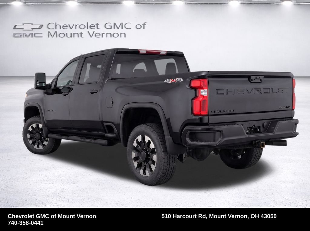 Used 2020 Chevrolet Silverado 2500 Custom w/ Custom Value Package AWD/4WD image 3