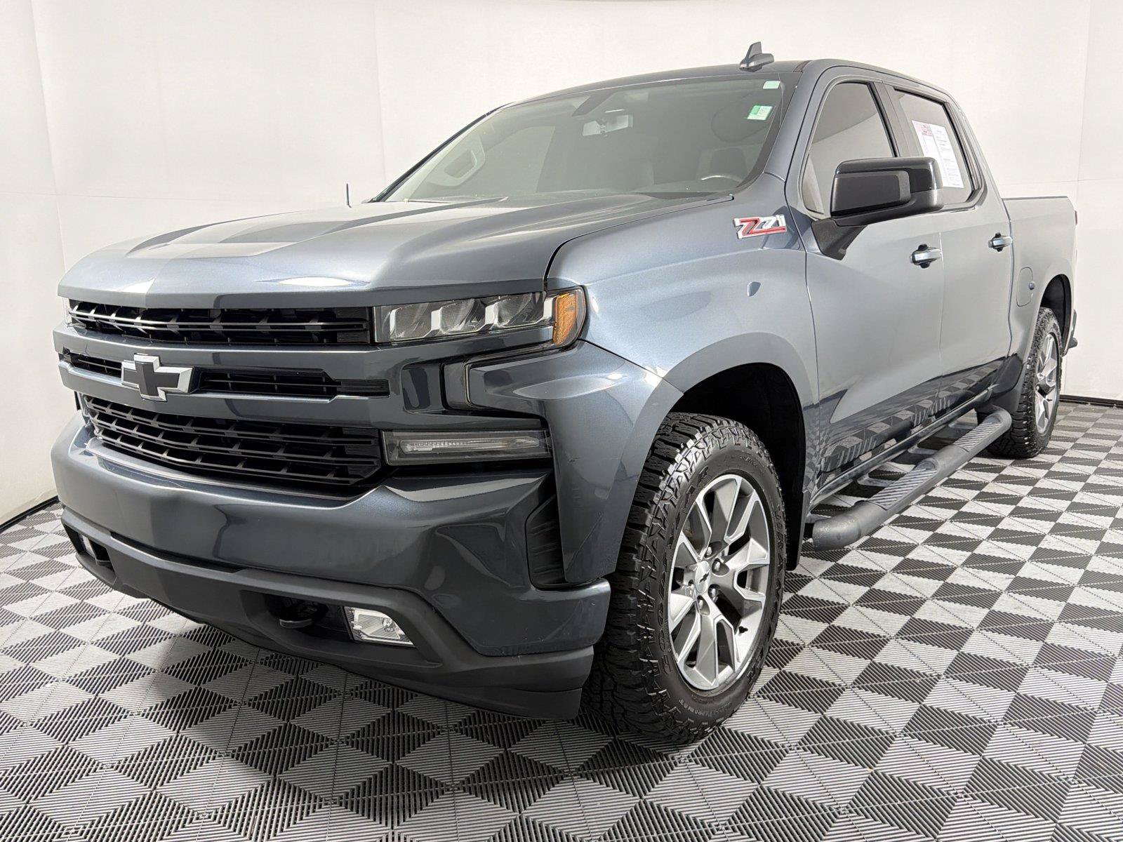 Used 2019 Chevrolet Silverado 1500 RST AWD/4WD image 3