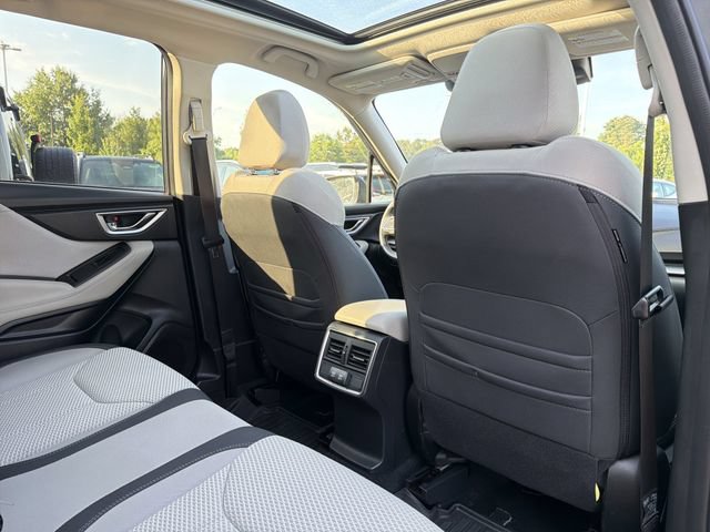 Used 2024 Subaru Forester Premium AWD/4WD image 15