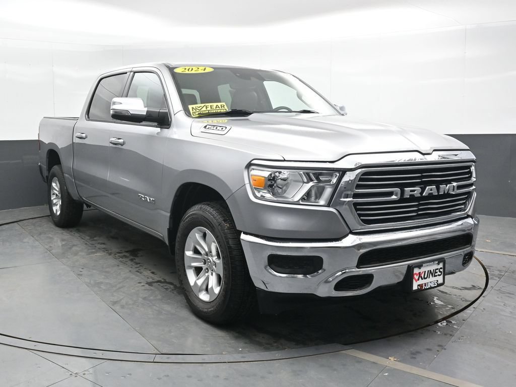 Used 2024 RAM 1500 Laramie AWD/4WD image 6