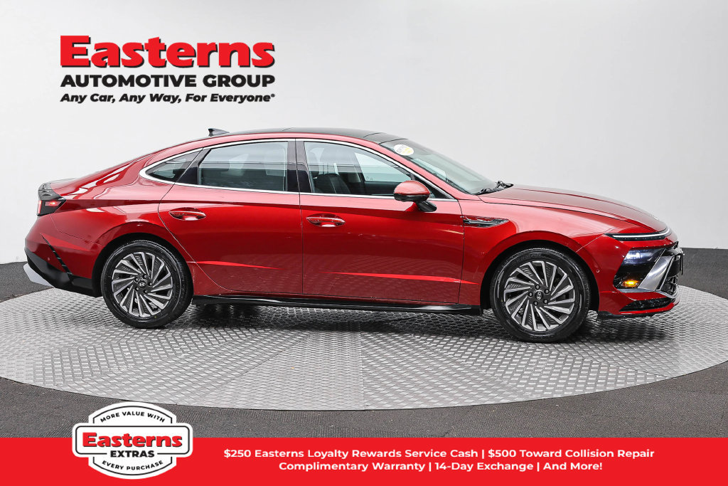 Used 2024 Hyundai Sonata Limited FWD image 5