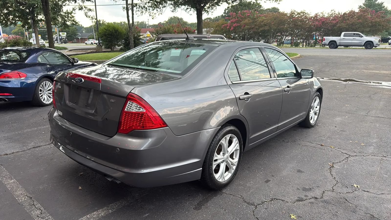 Used 2012 Ford Fusion SE FWD image 6